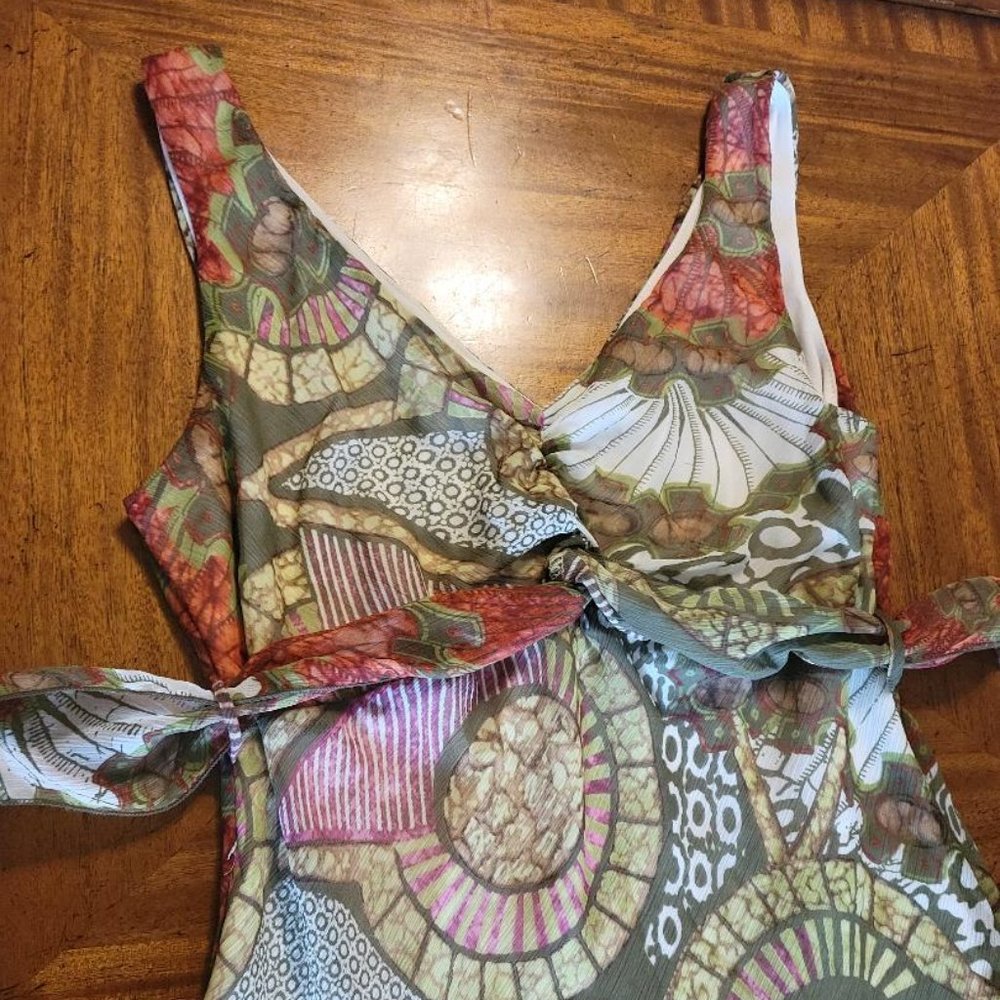 Uniform by John Paul Richard Chiffon Top - Picture 2 of 12